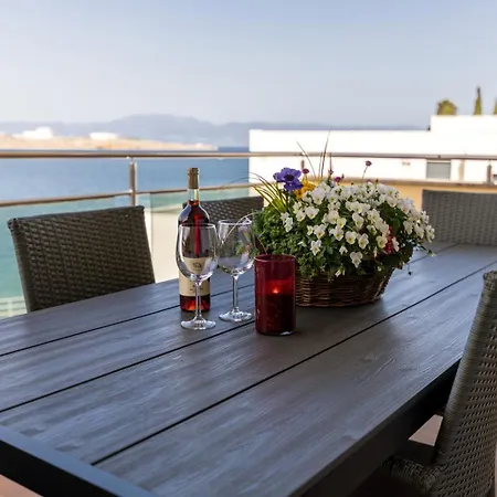 Apartment Luxury Strana